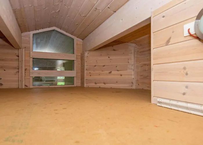 Tranquil Retreat By Sea - By Traum